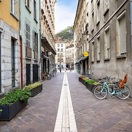 Appartement Hyper-centre De Grenoble, Parentale - Wifi Fibre - Cocon